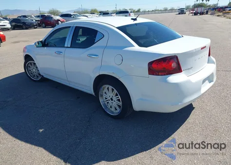 2011 Dodge Avenger Express z USA, uszkodzony, nr VIN 1B3BD4FB5BN616751